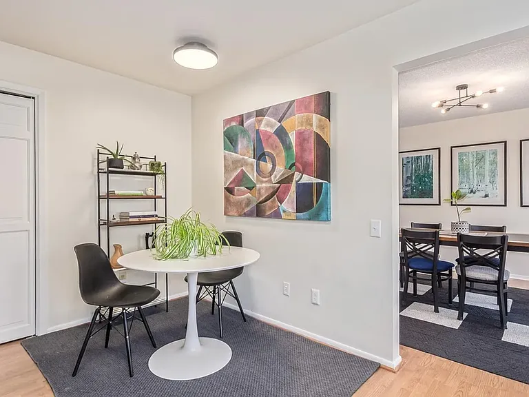 8039 E Phillips Cir — Photo 11