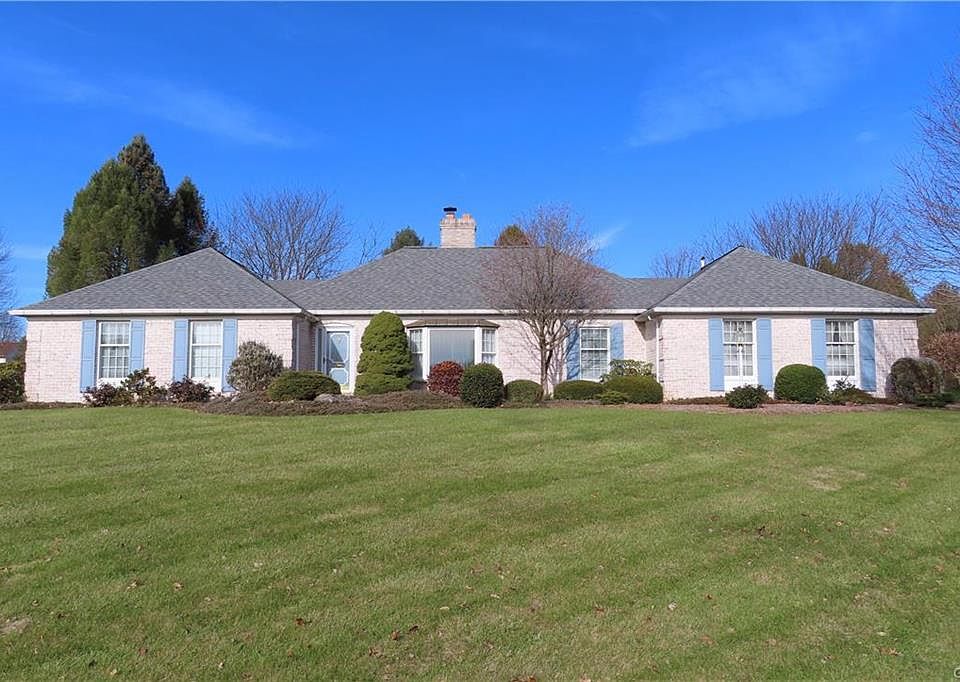 1st image of 4646 Oakwood Ln