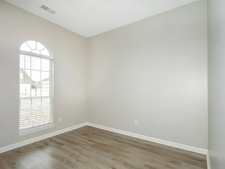 8359 Olivia Ln — Photo 15