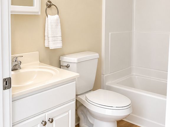 3rd image of 68 N Main St #3