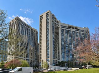 33 Harbour Sq #2606, Toronto, ON M5J 2G2