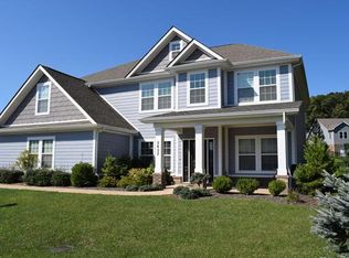 2432 Edinburgh Channel Rd, Kingsport, TN 37664