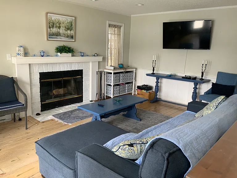 E Shore Dr — Photo 13