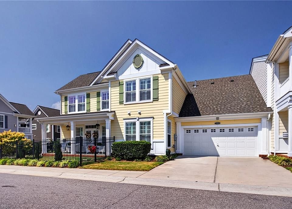 1st image of 211 Cobblestone Reach