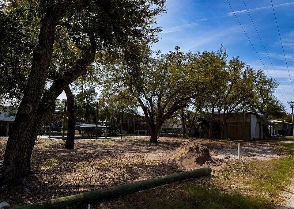 70 E 6th Ave, Horseshoe Beach, FL 32648 MLS 786082 Zillow