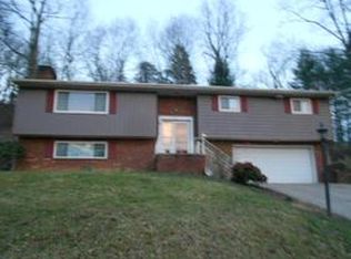 69 Dogwood Rd, Saint Albans, WV 25177