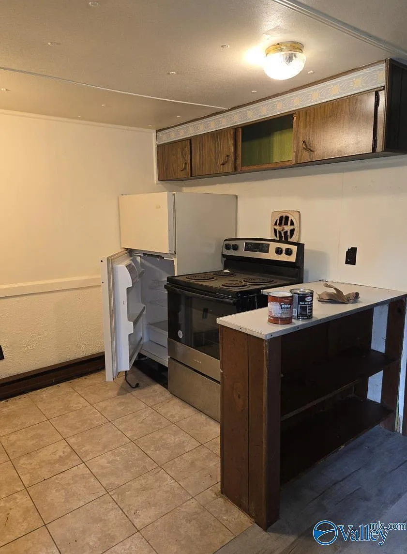 1 bed, 1.0 bath, 550 sqft, $500 — Photo 2
