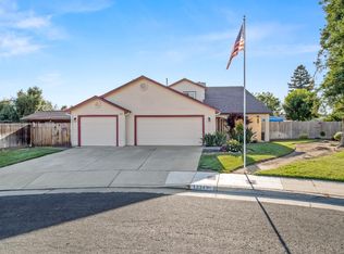 1334 Shirley Ave, Clovis, CA 93611