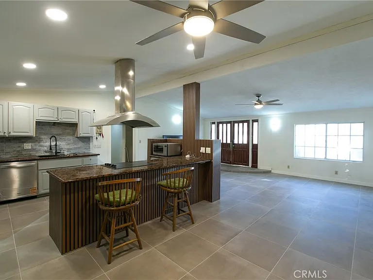 1769 S Biscayne Ct — Photo 5