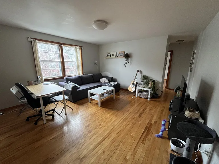 1066 Tower Rd — Photo 8