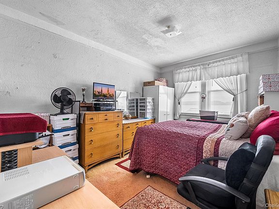 4th image of 37 Secor Road