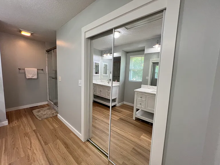 2213 E Myrtlewood Ct — Photo 36