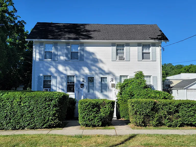 131 Madison Ave #B — Photo 1