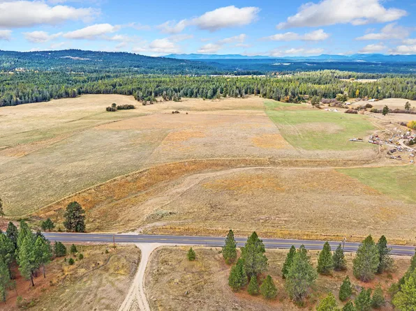 36277 N Elk Chattaroy Rd, Elk, WA 99009