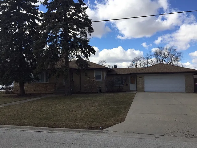 4500 Scott St photo 1