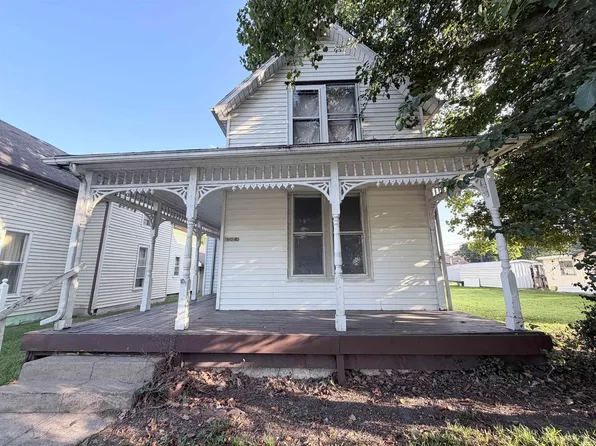 908 W 4th St, Mount Vernon, IN 47620