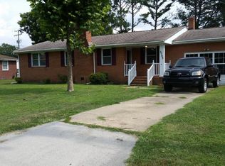 5705 Hedgerow Ln, Portsmouth, VA 23703