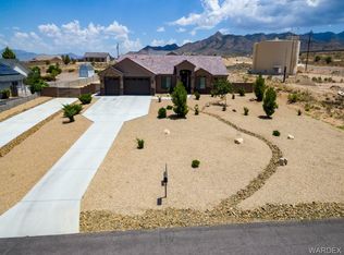 2020 Omaha Dr, Kingman, AZ 86401