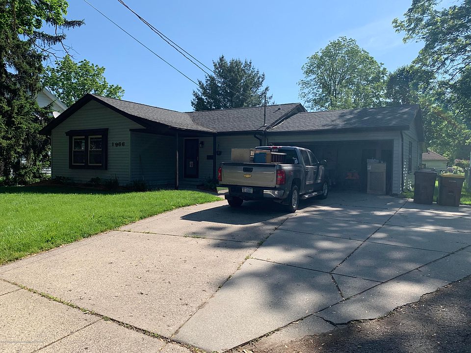 2nd image of 1966 Maple St