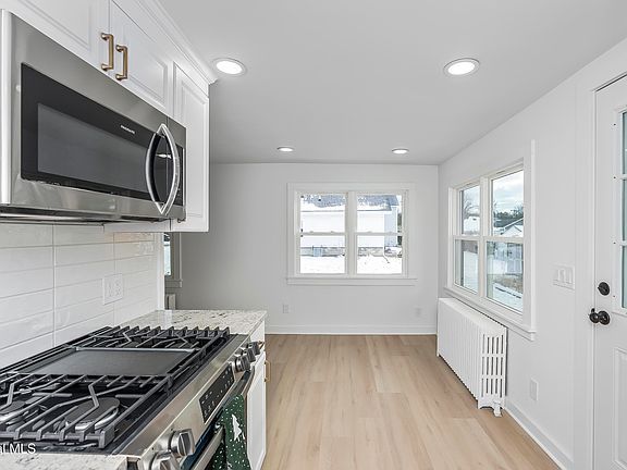 5th image of 9 Michigan Avenue