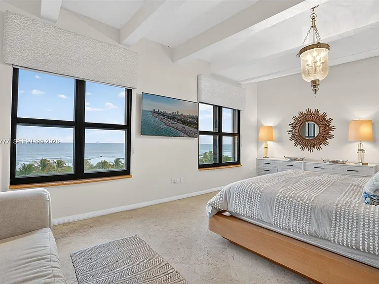 1330 Ocean Dr #R7C — Photo 11