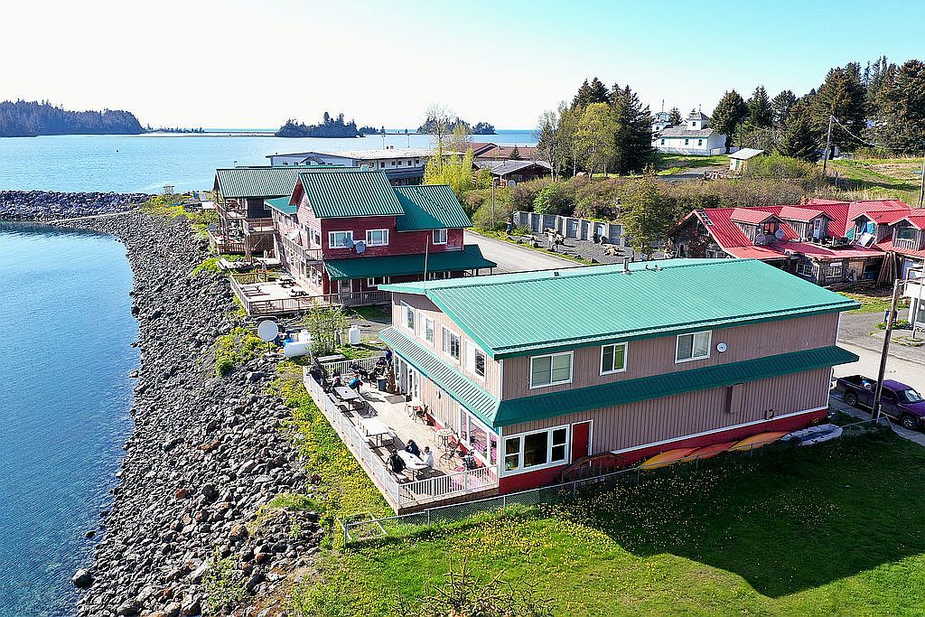 253 Main St, Seldovia, AK 99663 Zillow