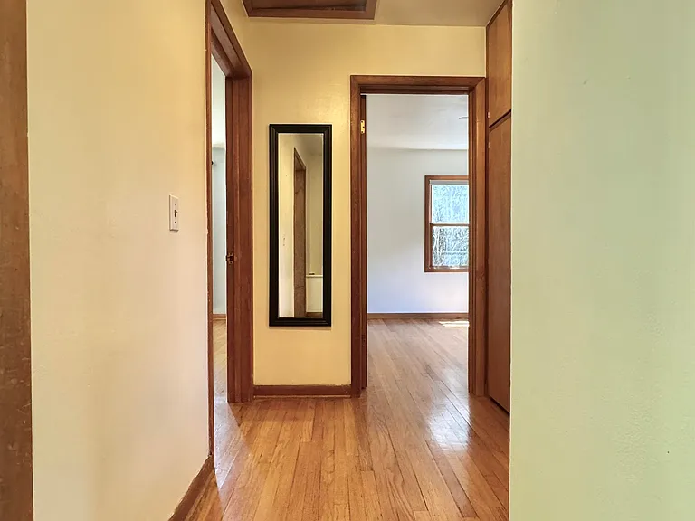 222 S Midvale Blvd — Photo 18