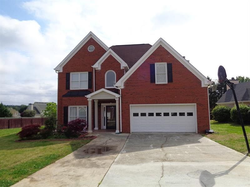 1st image of 225 Cross Creek Dr