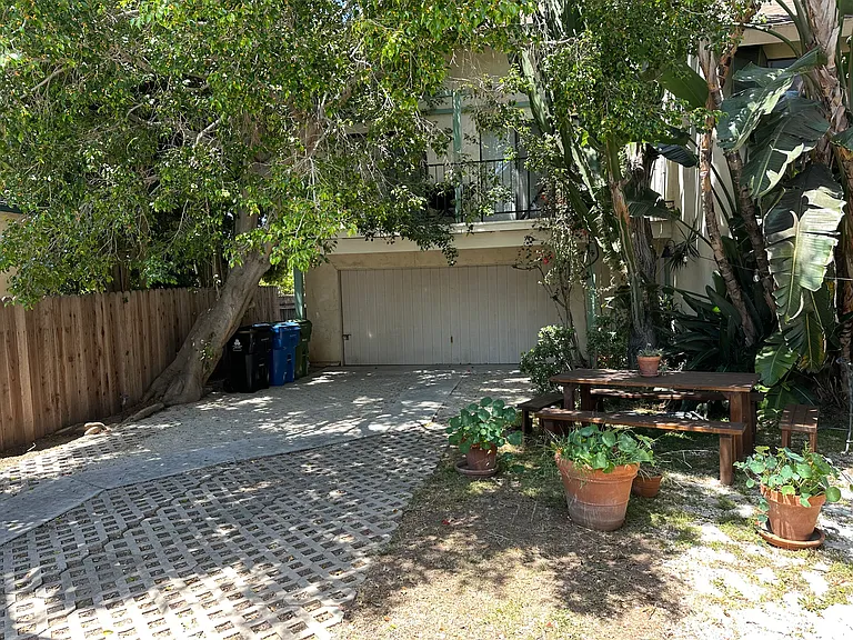 4361 Chase Ave — Photo 21