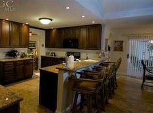 305 SW 26th Ave, Cape Coral, FL 33991
