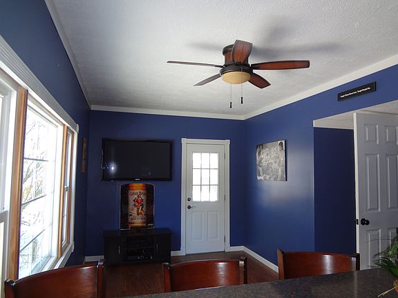 Living Room 2/ Man Cave