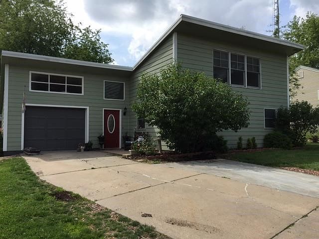 1st image of 3831 S 17th St