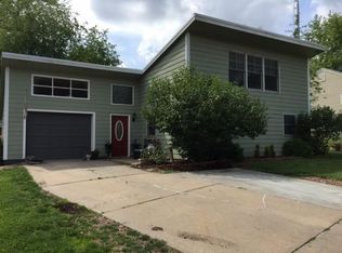 3831 S 17th St, Lincoln, NE 68502