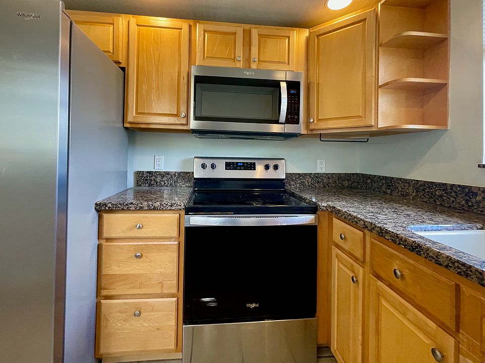Kitchen with SS Appliances