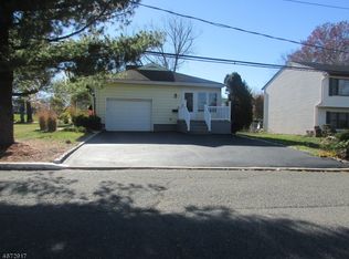 1099 1st Ave, Raritan, NJ 08869