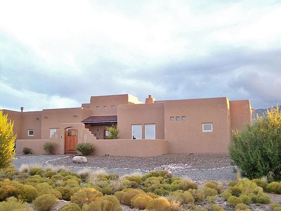 316 Camino De Las Huertas