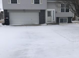 17857 Olive St, Omaha, NE 68136