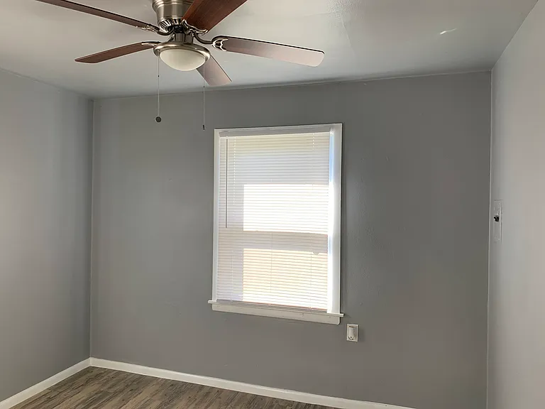 2904 SW 50th St — Photo 10