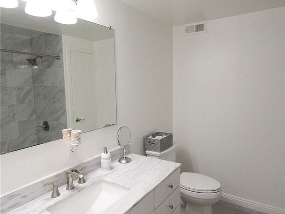 4th image of 7175 Santa Clara St