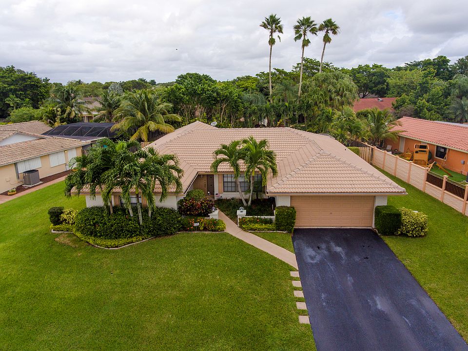 1st image of 9141 NW 14th St