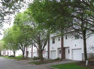 65 Village Ml, Haverstraw, NY 10927