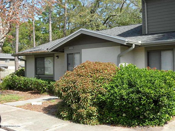 3rd image of 7623 W Baymeadows Cir #2031