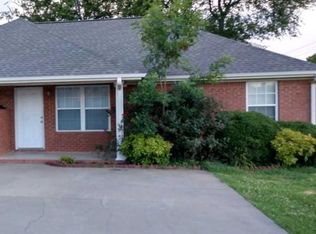 59 Maple Pl, Florence, AL 35634