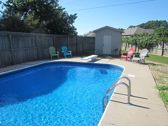 Pool 16 x 32