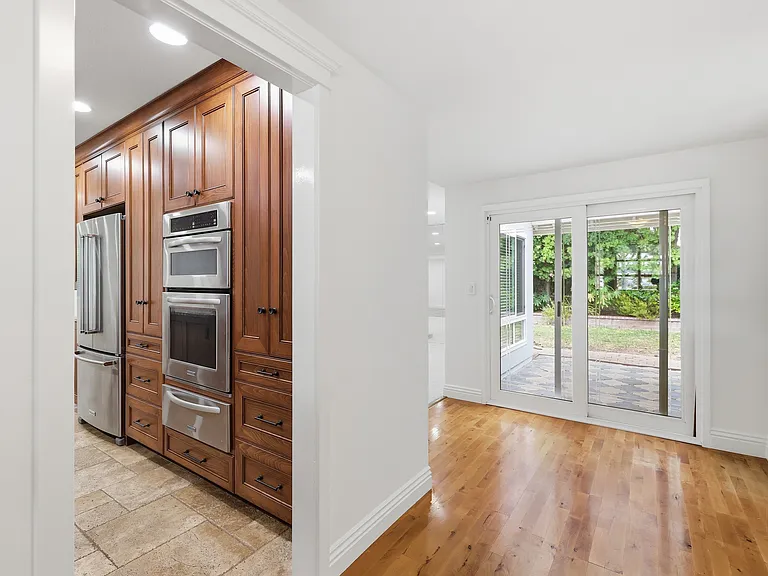 1970 Pelican Pl — Photo 10