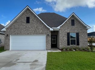 65 Hydrangea Blvd, Freeport, FL 32439