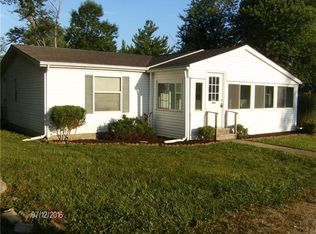 528 Cherry St, Greenfield, IN 46140