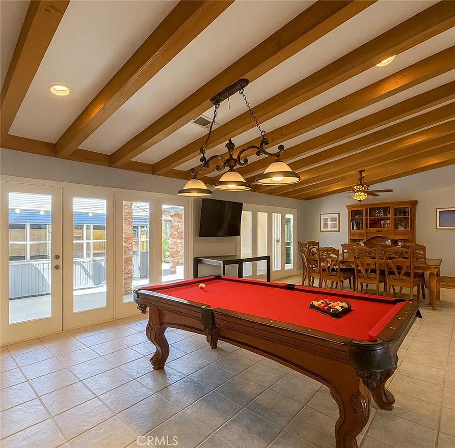 4 bed, 3.5 bath, 3516 sqft, $5,800 — Photo 4