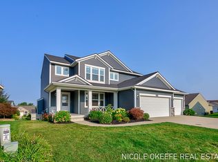 8181 Dreamfield Ct, Byron Center, MI 49315