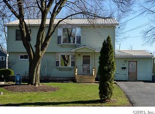 102 Mohawk Dr, Syracuse, NY 13211